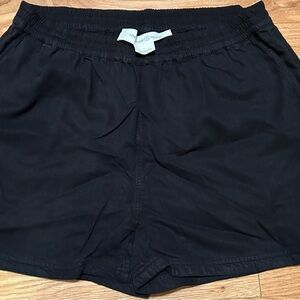 Treasure & Bond Black Casual Shorts